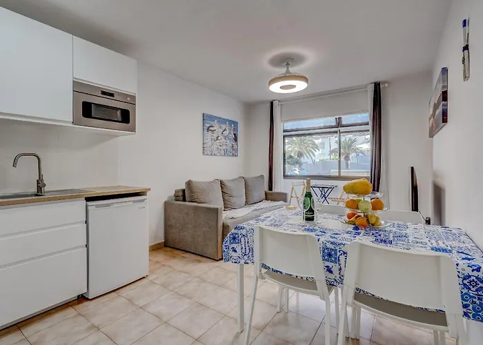 Amplio Duplex En Cristianos By Altamarhomes Los Cristianos (Tenerife)